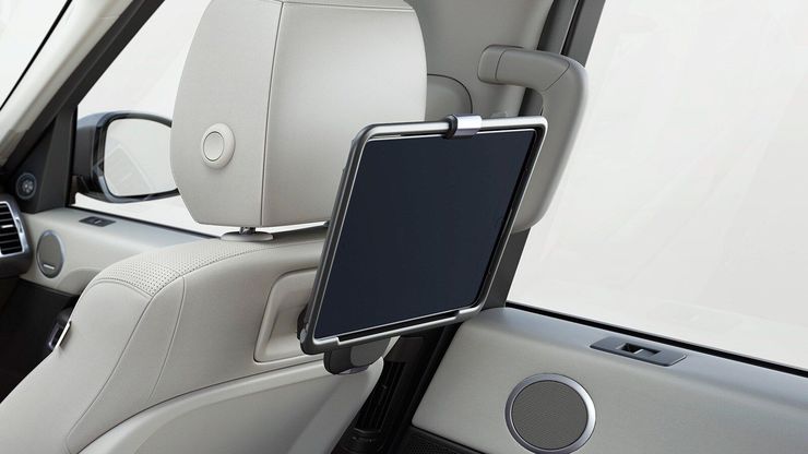 Система Click and Go. Универсальная многофункциональная система для пассажиров второго ряда сидений.